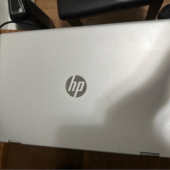 Hp computer silver used . Good condition . Pavilion x360